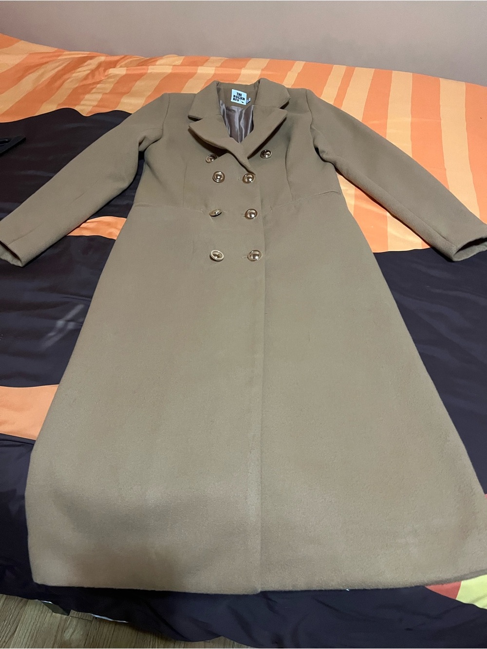 Women's Double-Breasted Camel Trench Coat - Picture 6 of 7